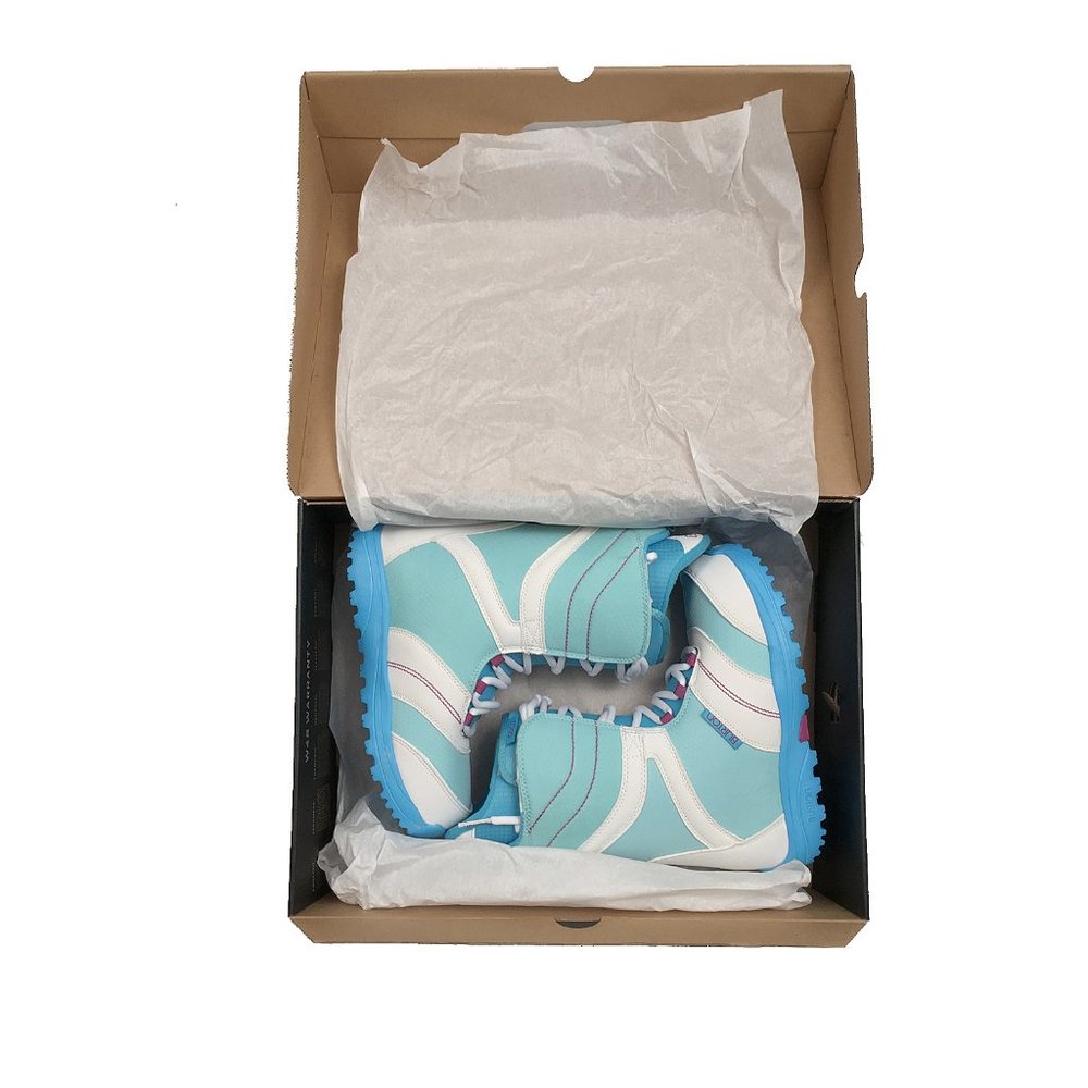 NEW! Burton Coco Womens Snowboard Boots!  Light Blue & White  Traditional Lace